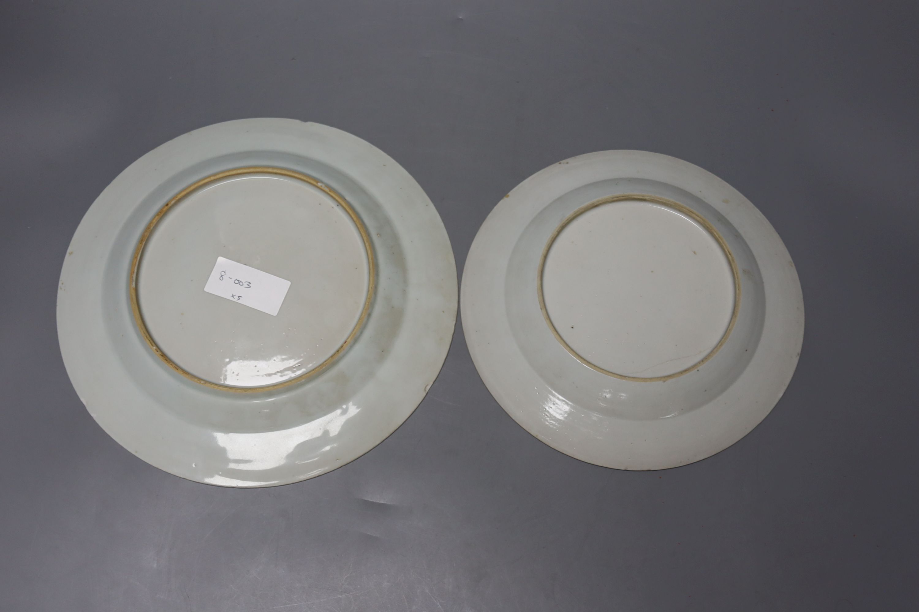 Five 18th century Chinese export plates, diameter 27cm